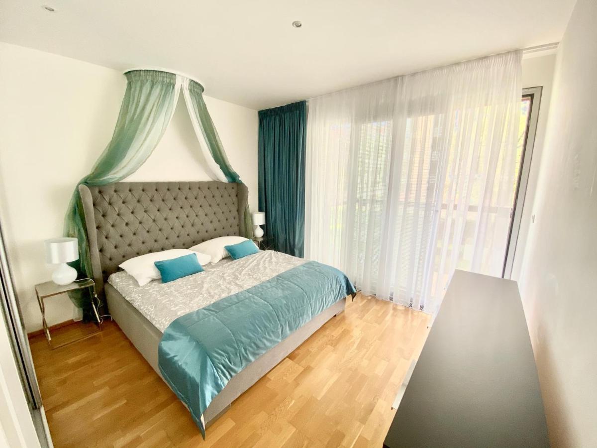Apartment Korunni Dvur, 2 Free Parkings Prága Kültér fotó